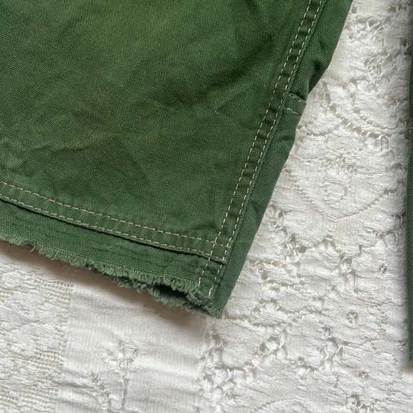 Mini Boden Shorts - Picture 3 of 6